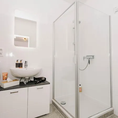 Tiny House Im Kreuzviertel, 49qm, Hinterhof Apartamento Munique